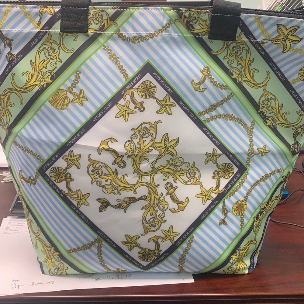 Victoria’s Secret Lunch Bag